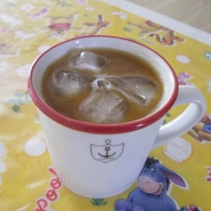 紅茶とコーヒーの意外な組み合わせ♪中国ではメジャーなんですね!?GWの予定がないので（涙）海外旅行気分でいただきました。美味しかったですwごちそうさまでした。